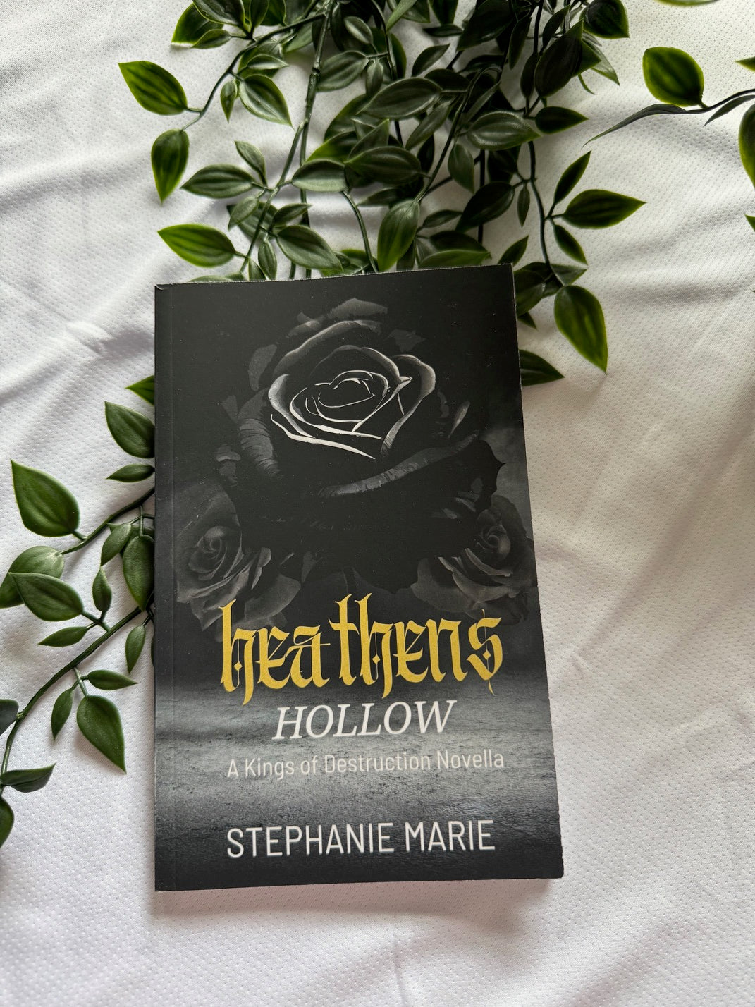 Heathens Hollow: A Kings of Destruction Novella (Original Cover) A Dark Why Choose, Halloween Novella